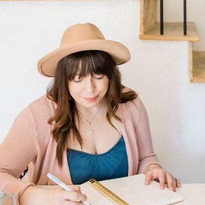 Maddie-Piper-Website-Image-Size-2-2.jpg